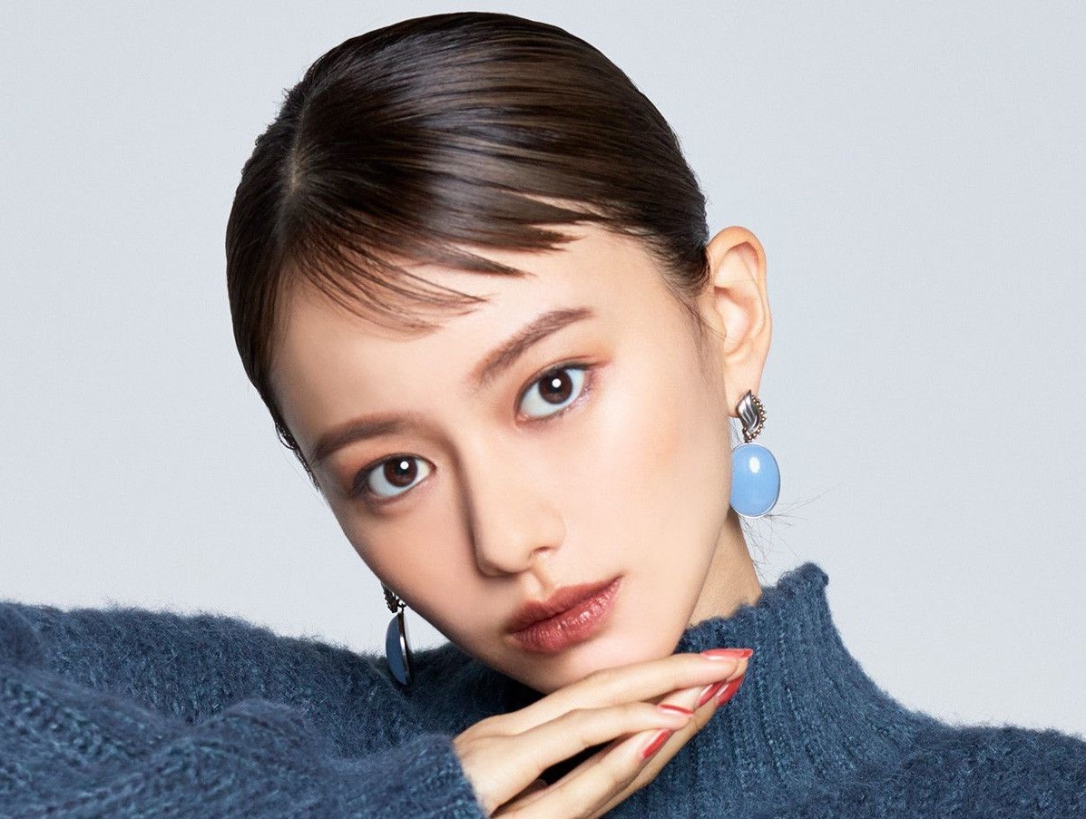 Co nang nam lun la nguoi mau, dien vien co tieng tai Nhat Ban hinh anh