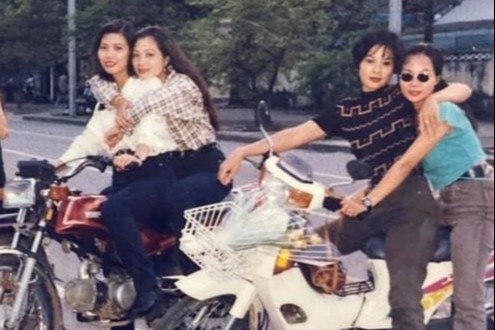 Con gai khoe anh me la 'rich kid, dan choi' the he 7X hinh anh