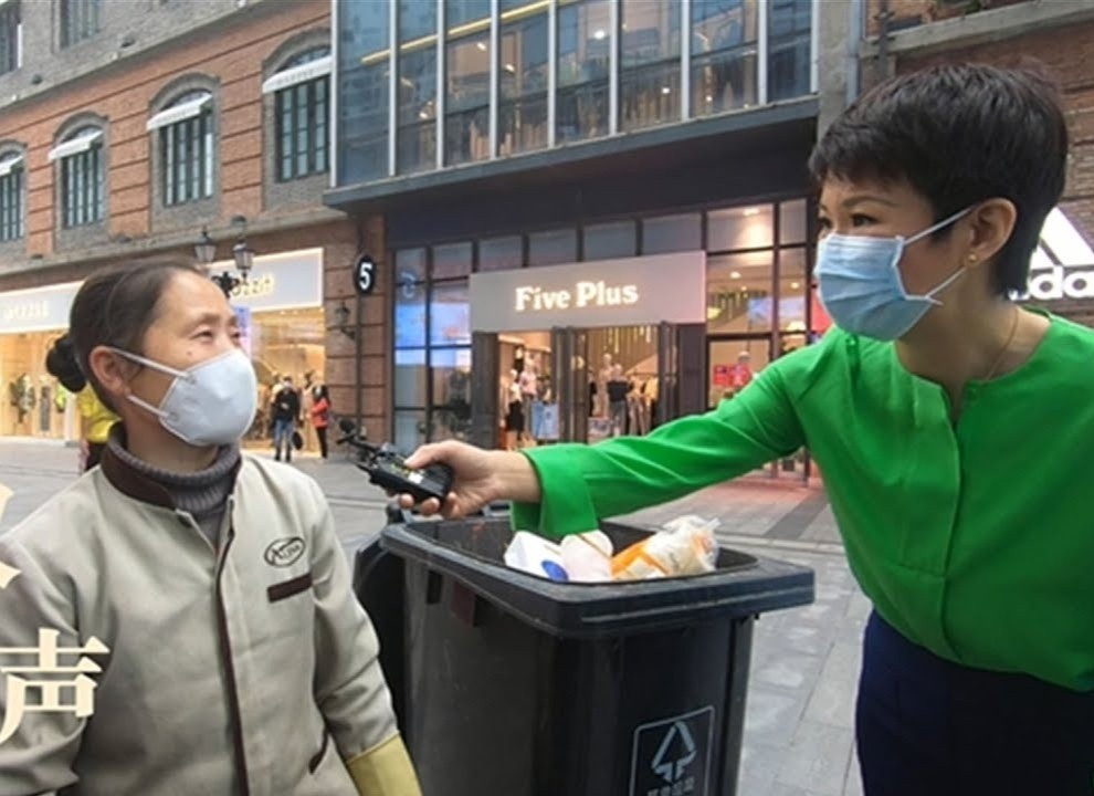 Nguoi dan Vu Han cung cham diem hieu qua chong dich Covid-19 hinh anh