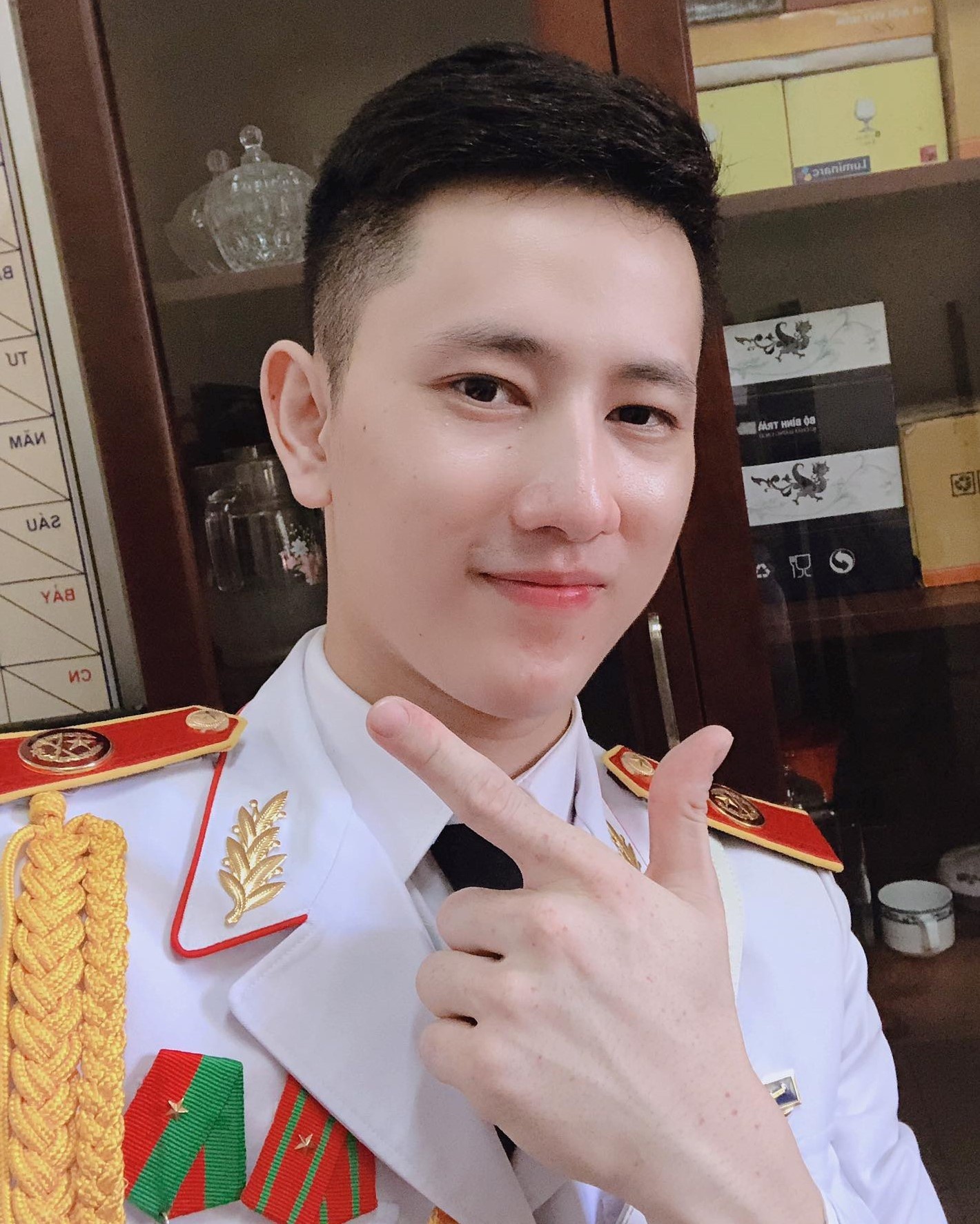 cảnh vệ đẹp trai ảnh 5 canh ve dep trai anh 5