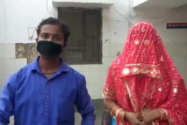 Me sai di cho, thanh nien An Do mang ve nang dau hinh anh