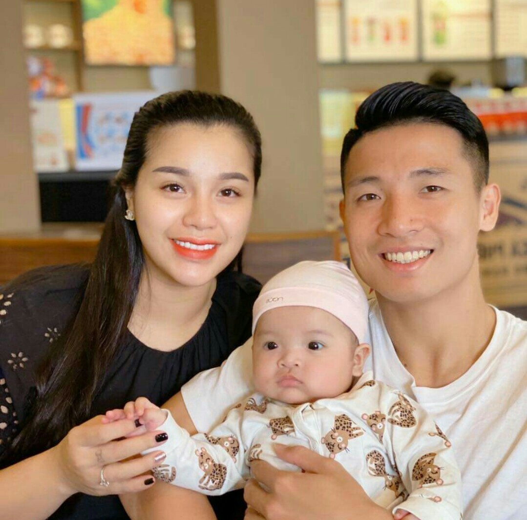 Cac nang WAGs mang bau anh 9