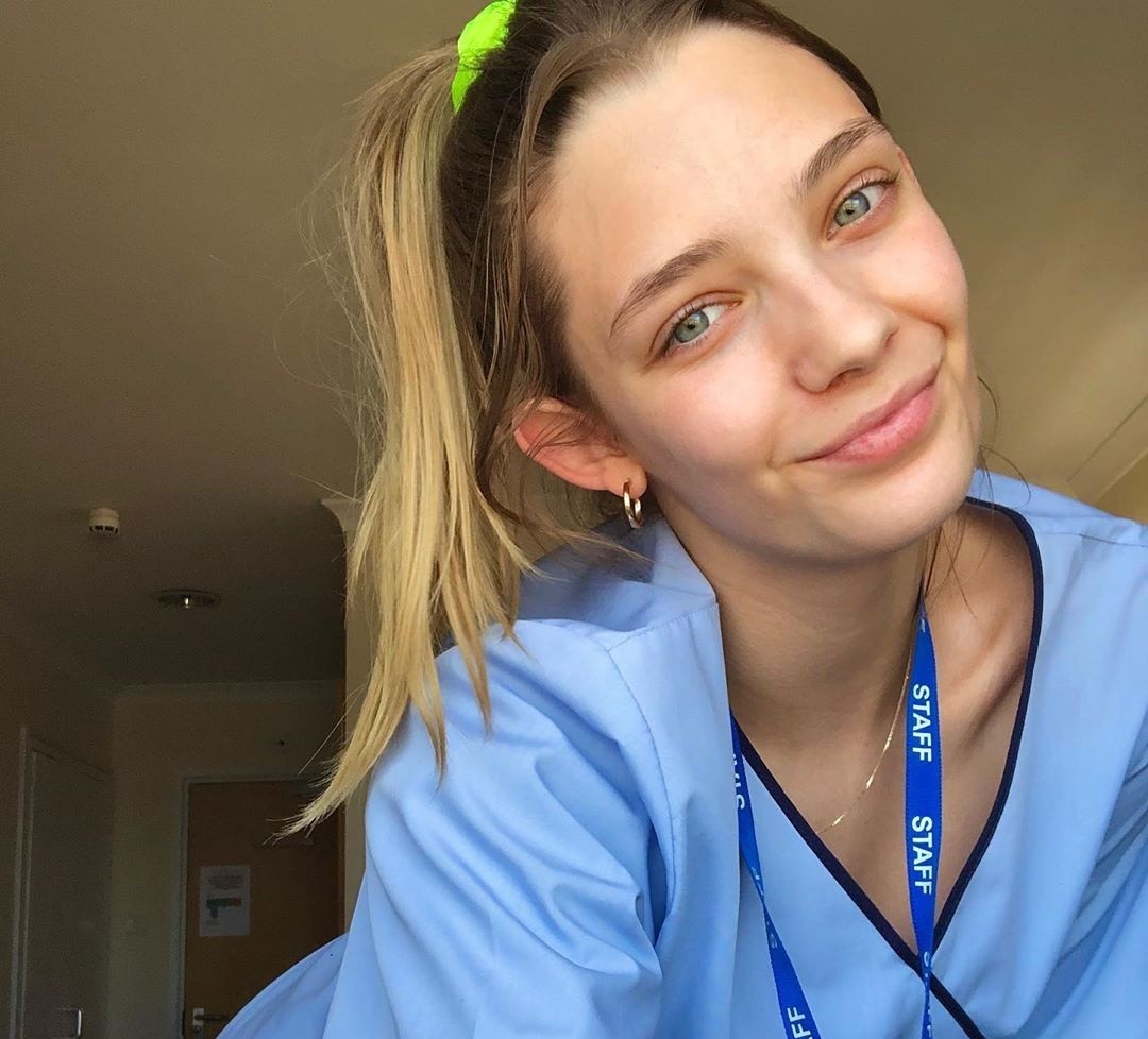 nguoi mau lam tinh nguyen anh 1