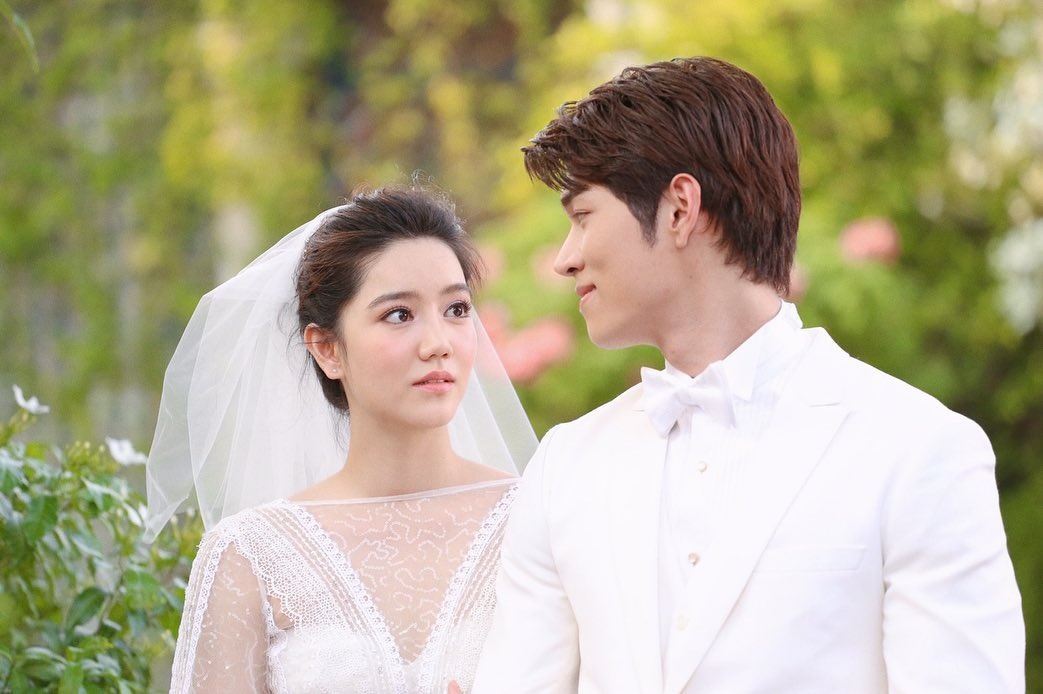 hot girl cau long anh 6