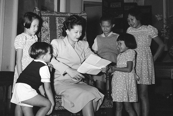 Nam Phuong hoang hau anh 10