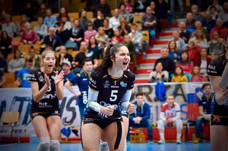 hot girl bong chuyen anh 5