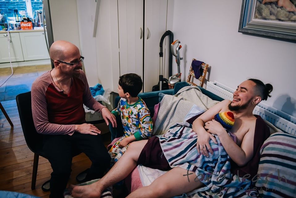 đàn ông sinh con ảnh 3 dan ong sinh con anh 3