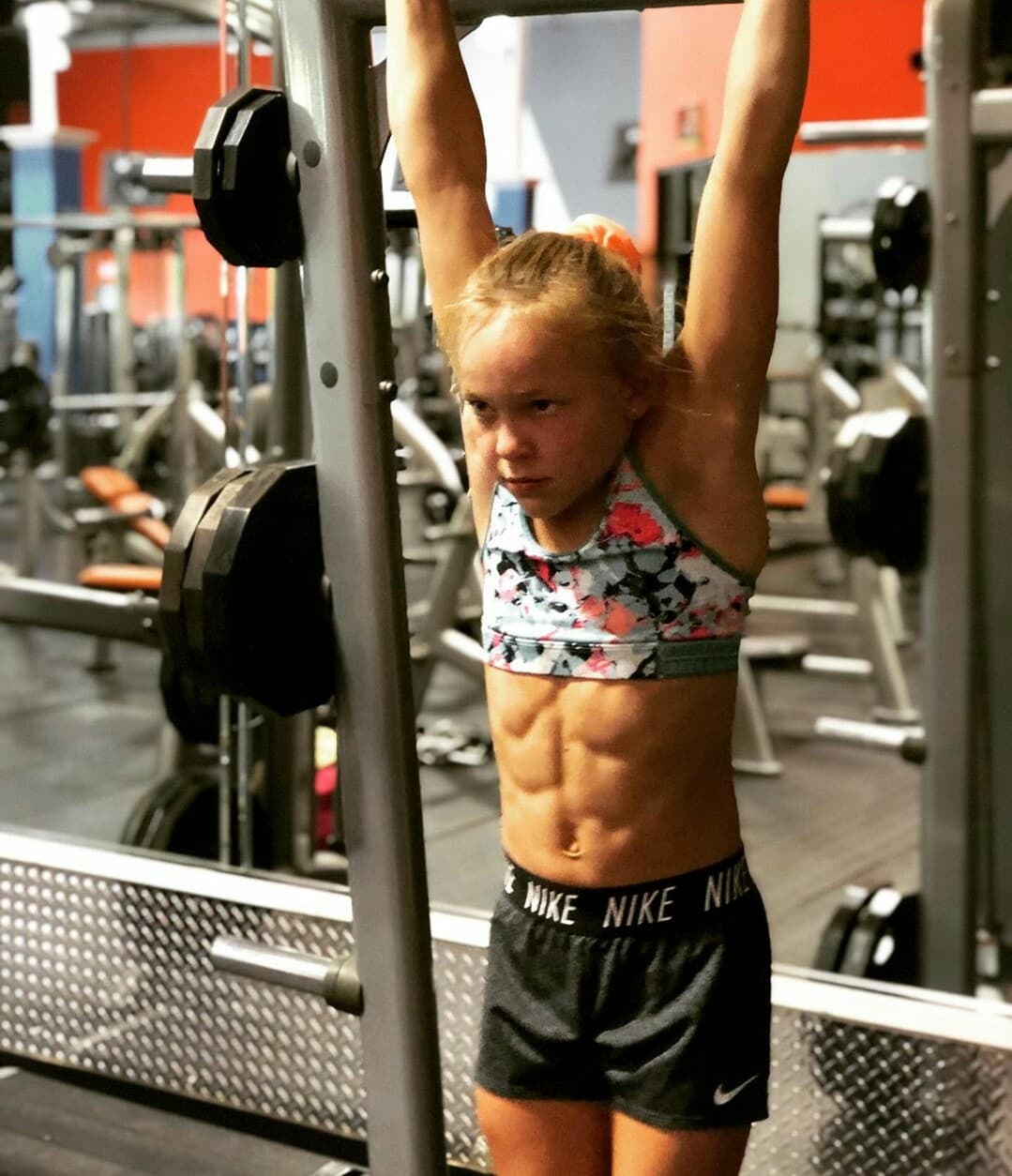 Lyza Brooks Mosier anh 1