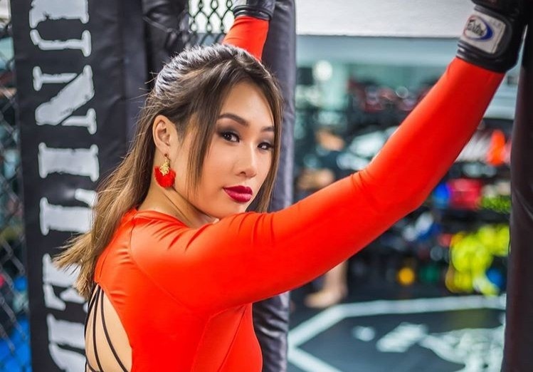 'Thien than MMA' tung vo dich the gioi, luyen vo tu khi 5 tuoi hinh anh