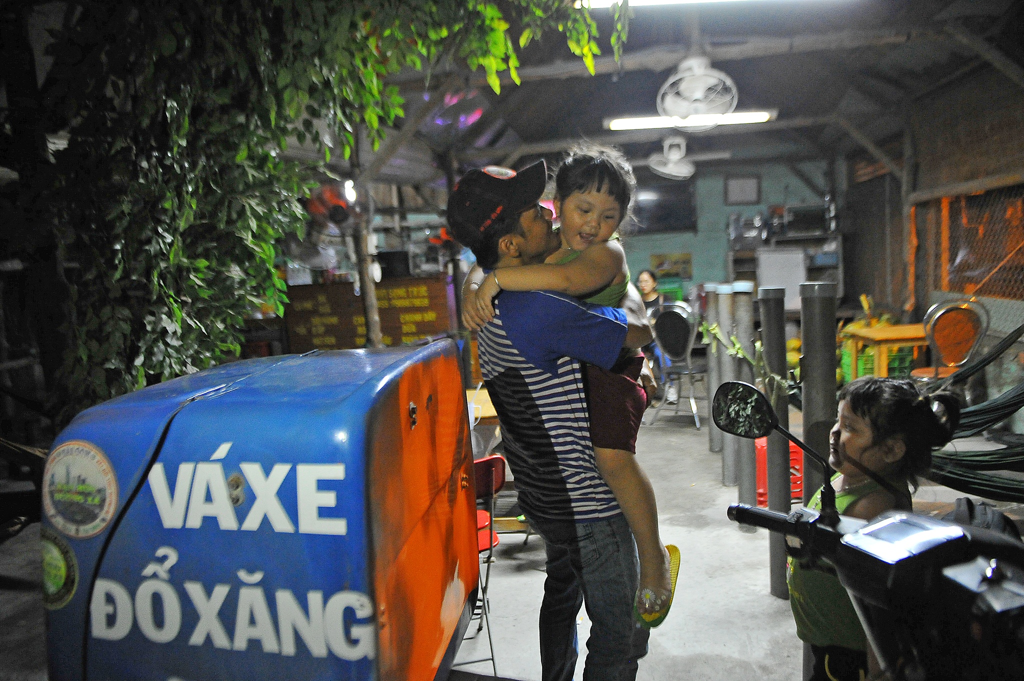 vá xe miễn phí ảnh 4 va xe mien phi anh 4