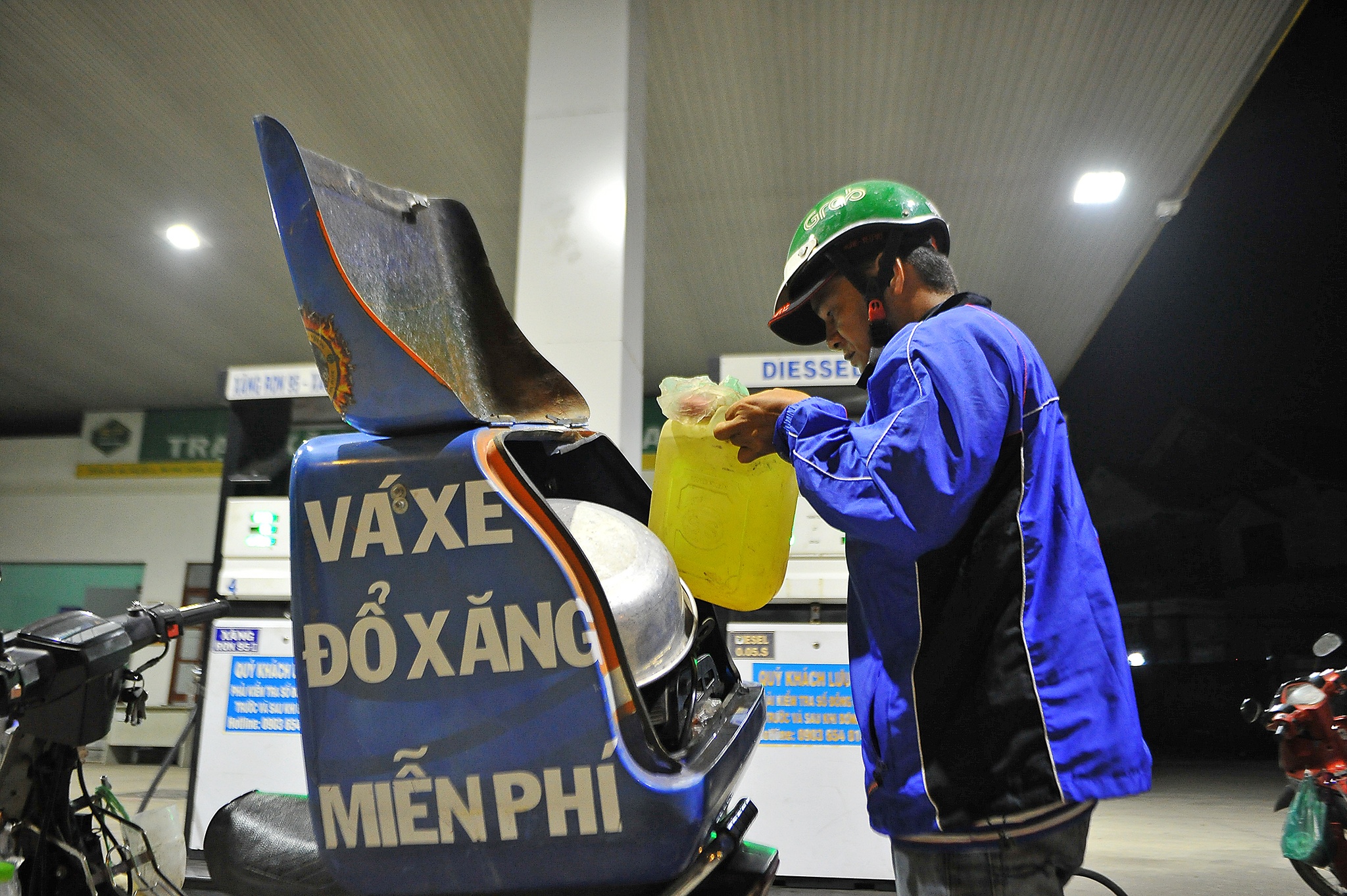 vá xe miễn phí ảnh 6 va xe mien phi anh 6