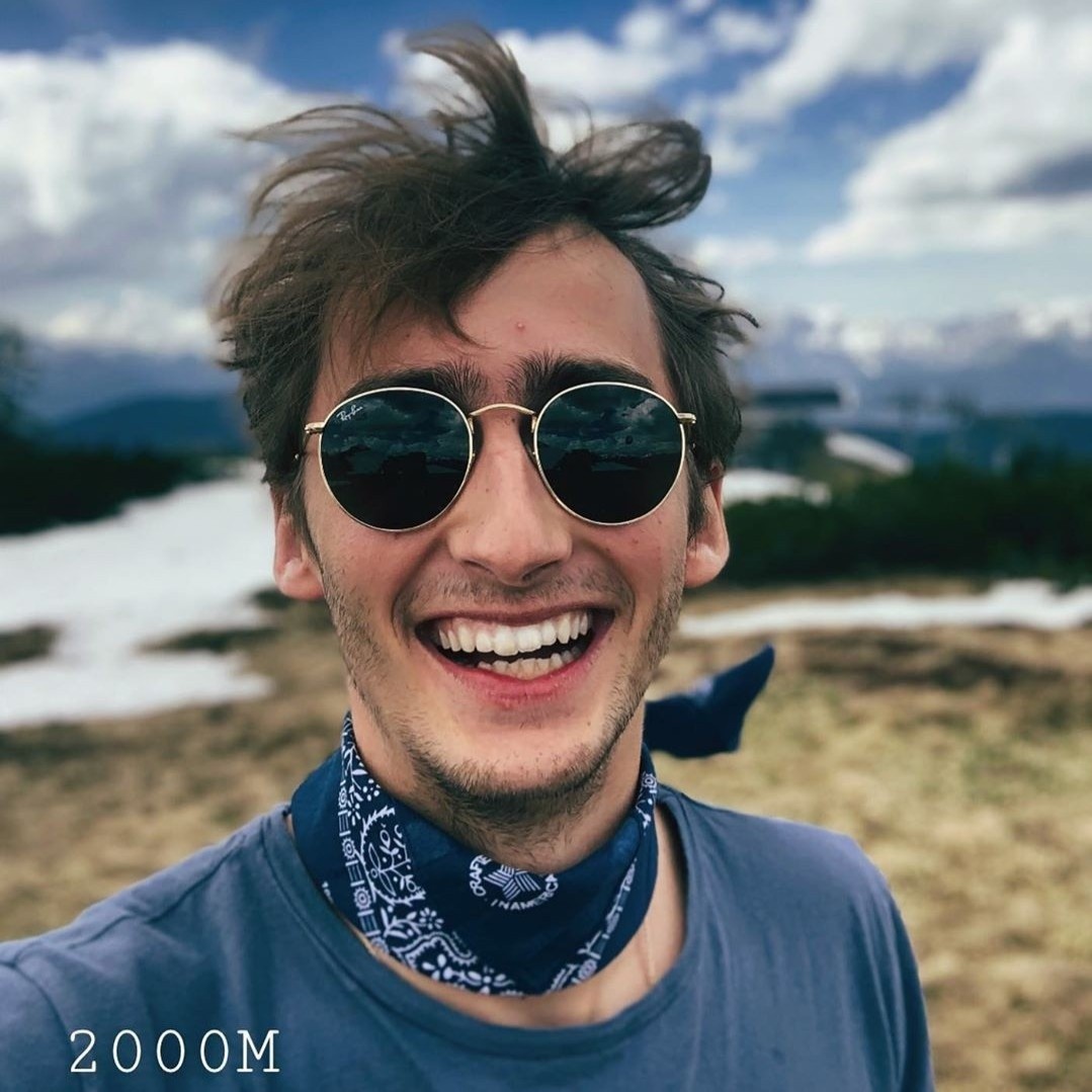 hau due hoang gia anh 2