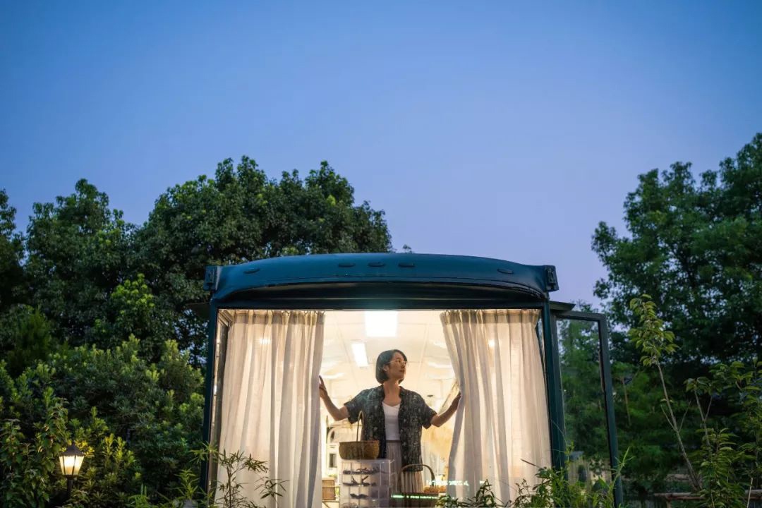 Cai tao xe bus anh 8