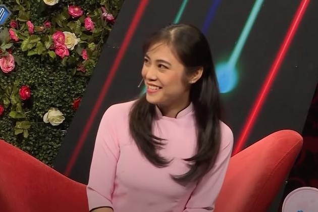 Co giao yeu cau tim ban trai co ban chan dep, got hong hinh anh