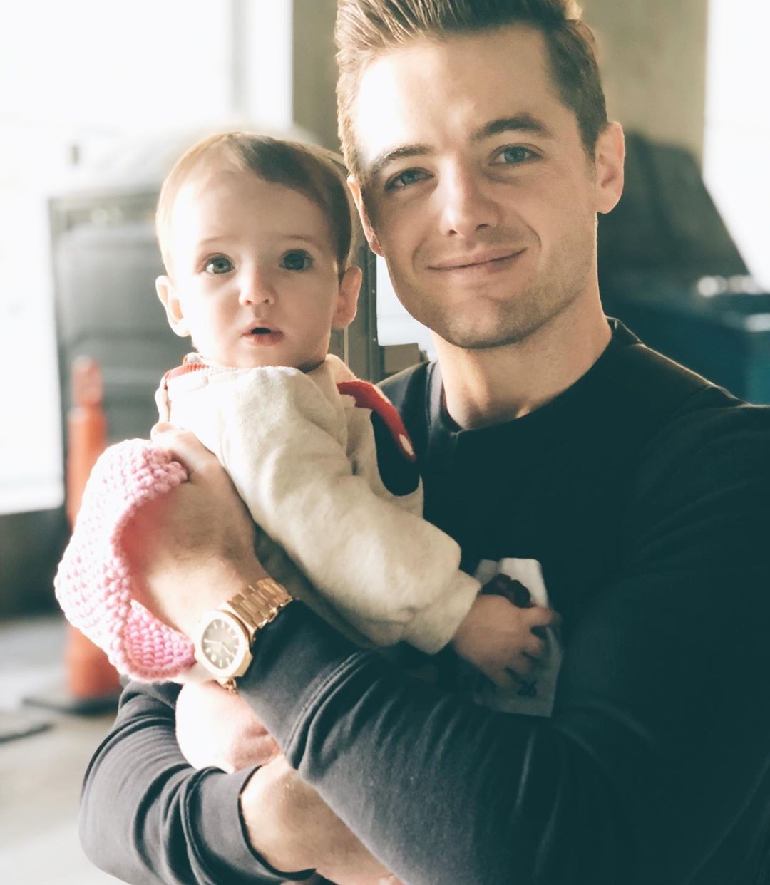 van dong vien dong tinh anh 6