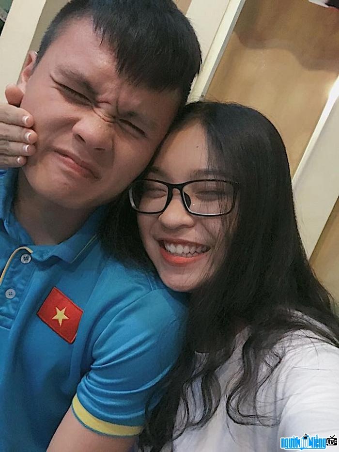 Quang Hải và bạn gái ảnh 4 Quang Hai va ban gai anh 4