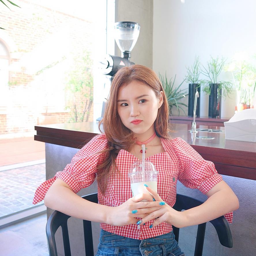 Nu YouTuber nguoi Han anh 4