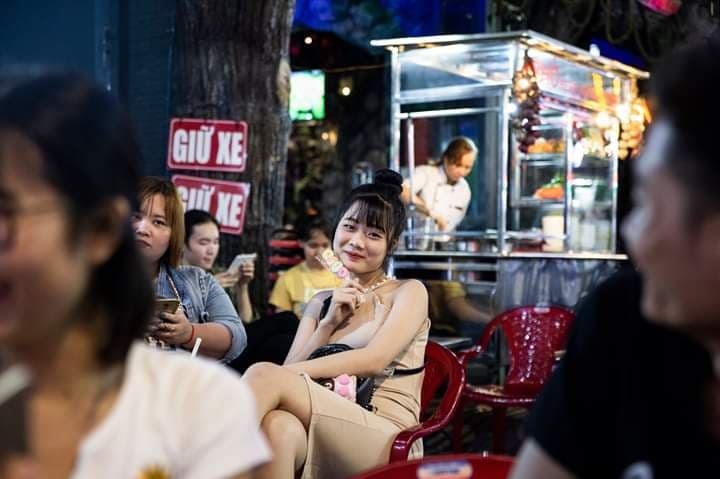 có người yêu nhờ ảnh chụp lén ảnh 2 co nguoi yeu nho anh chup len anh 2