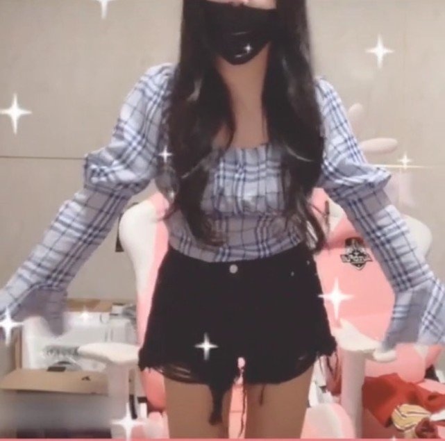 hot girl lần đầu lộ mặt ảnh 2 hot girl lan dau lo mat anh 2