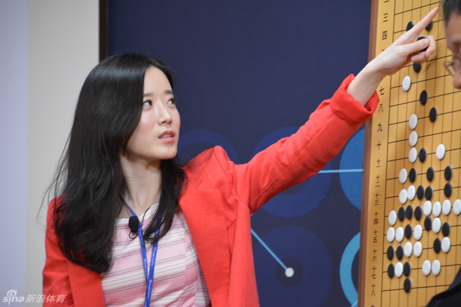 nu than co vay anh 1