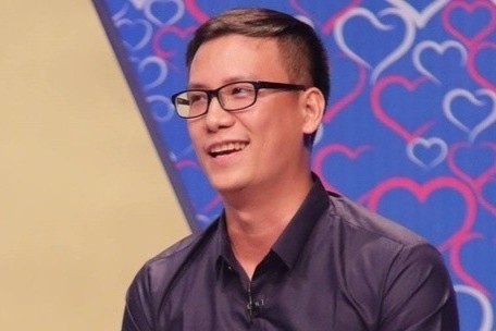 Dan trai dep, giam doc van phai len truyen hinh hen ho, mai moi hinh anh