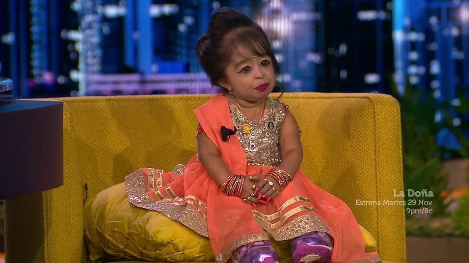 nguoi phu nu nho nhat the gioi anh 2