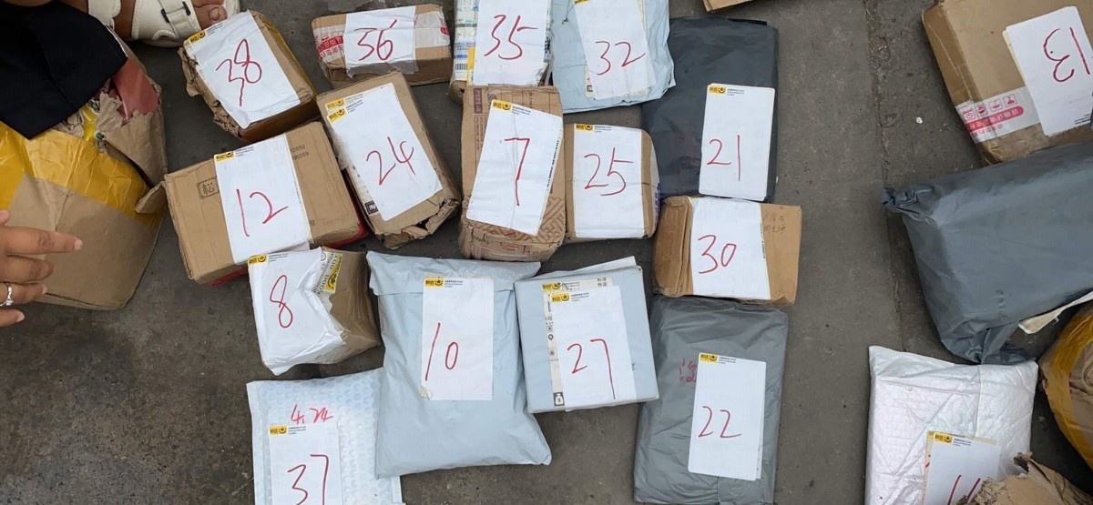 trộm hàng chuyển phát nhanh ảnh 2 trom hang chuyen phat nhanh anh 2