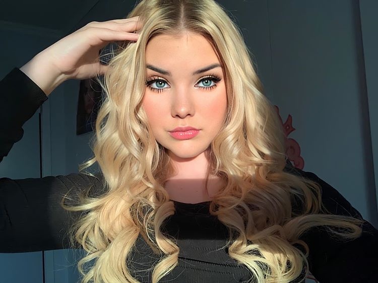 Hoa hau nhi My anh 8