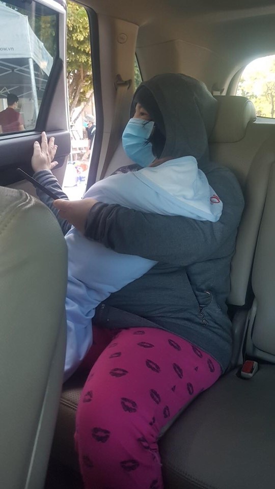 chở bà bầu vào viện mùa dịch ảnh 3 cho ba bau vao vien mua dich anh 3