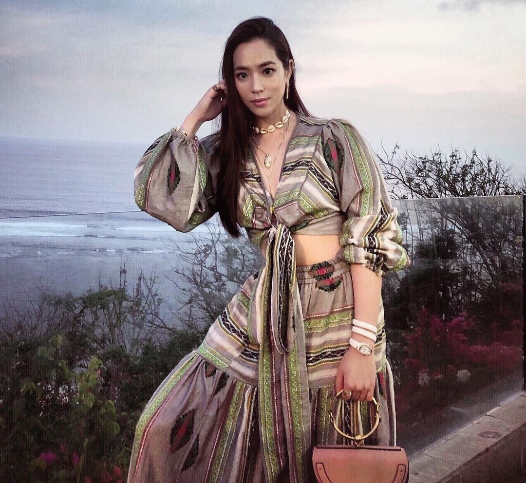 con gai ty phu bo chong anh 6