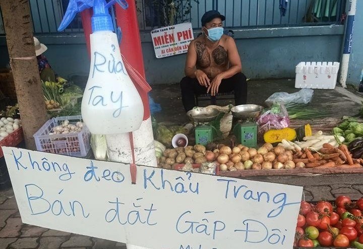 Sap rau anh Minh, ai deo khau trang ho mui khong them hanh ngo hinh anh