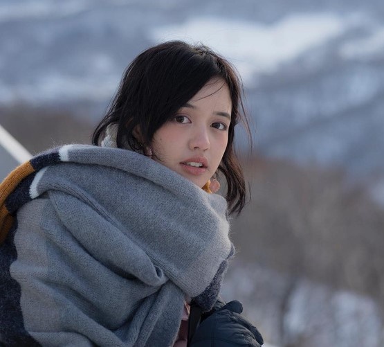 hot girl giống Lisa ảnh 5 hot girl giong Lisa anh 5