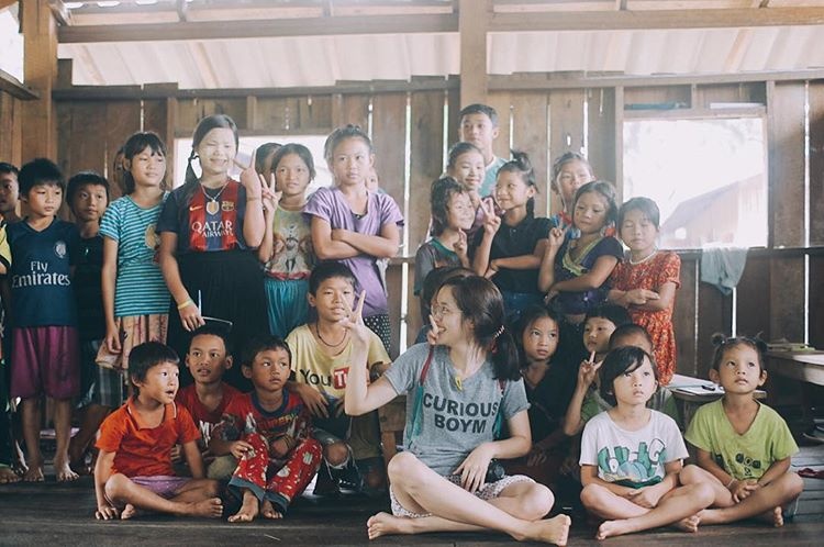 hot girl giong Lisa anh 7