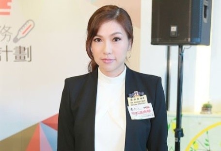 Con gai vua do choi Hong Kong thanh CEO o tuoi 25 hinh anh