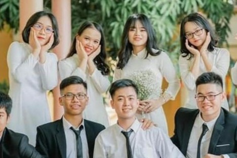 Lop o Nghe An co 23 hoc sinh duoc tuyen thang DH hinh anh