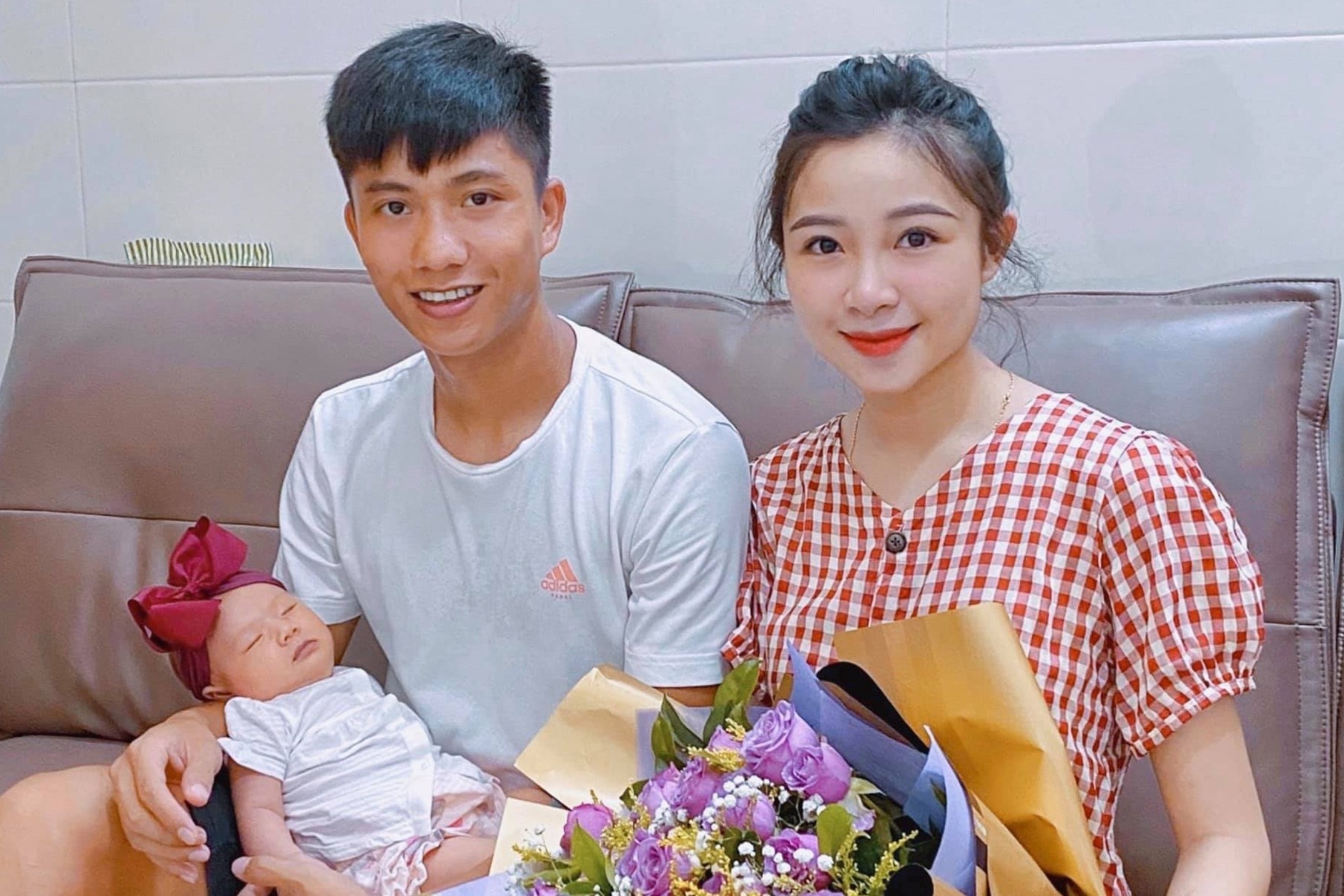 Con dau long cua lua cau thu U23 Thuong Chau hinh anh