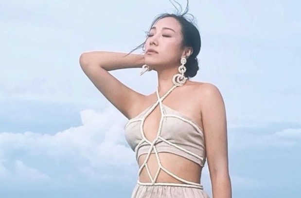 Blogger thanh phu nhan ty phu nho ban than mai moi hinh anh