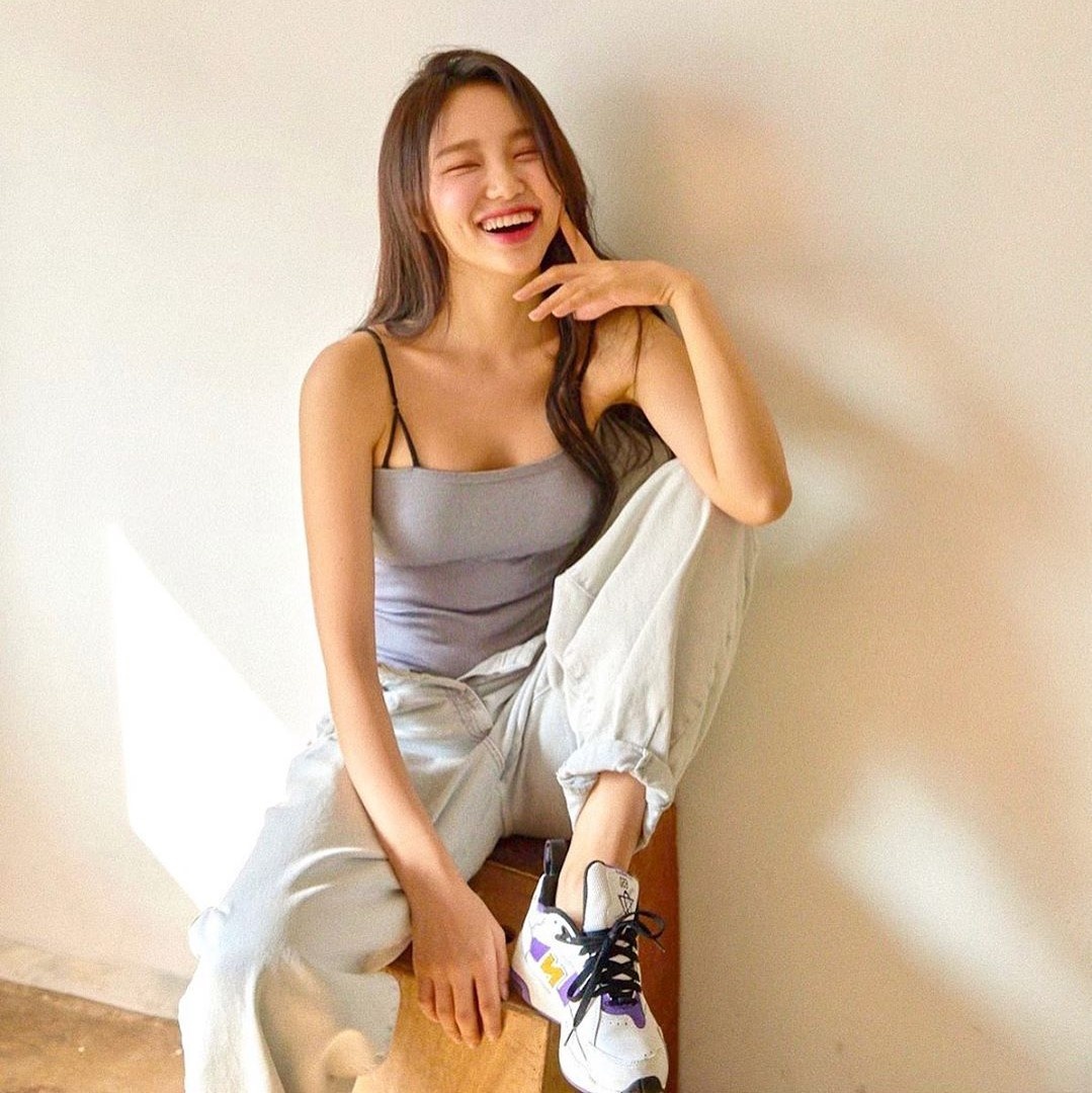 chi em sinh doi xinh dep anh 6