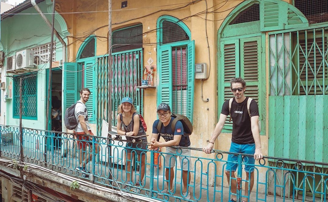 Hao Si Phuong cam chup anh anh 2