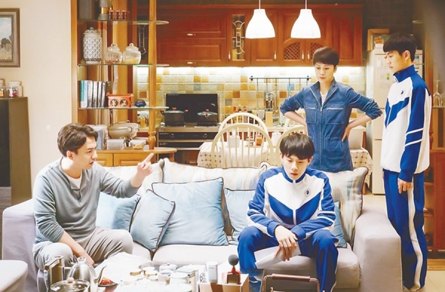 me trung quoc ep con hoc anh 3