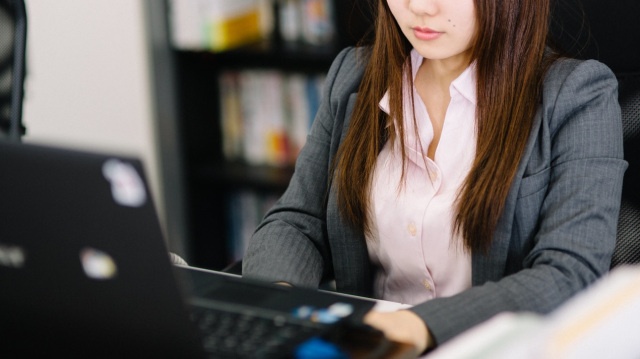 nhân viên Nhật làm quá sức ảnh 1 nhan vien Nhat lam qua suc anh 1