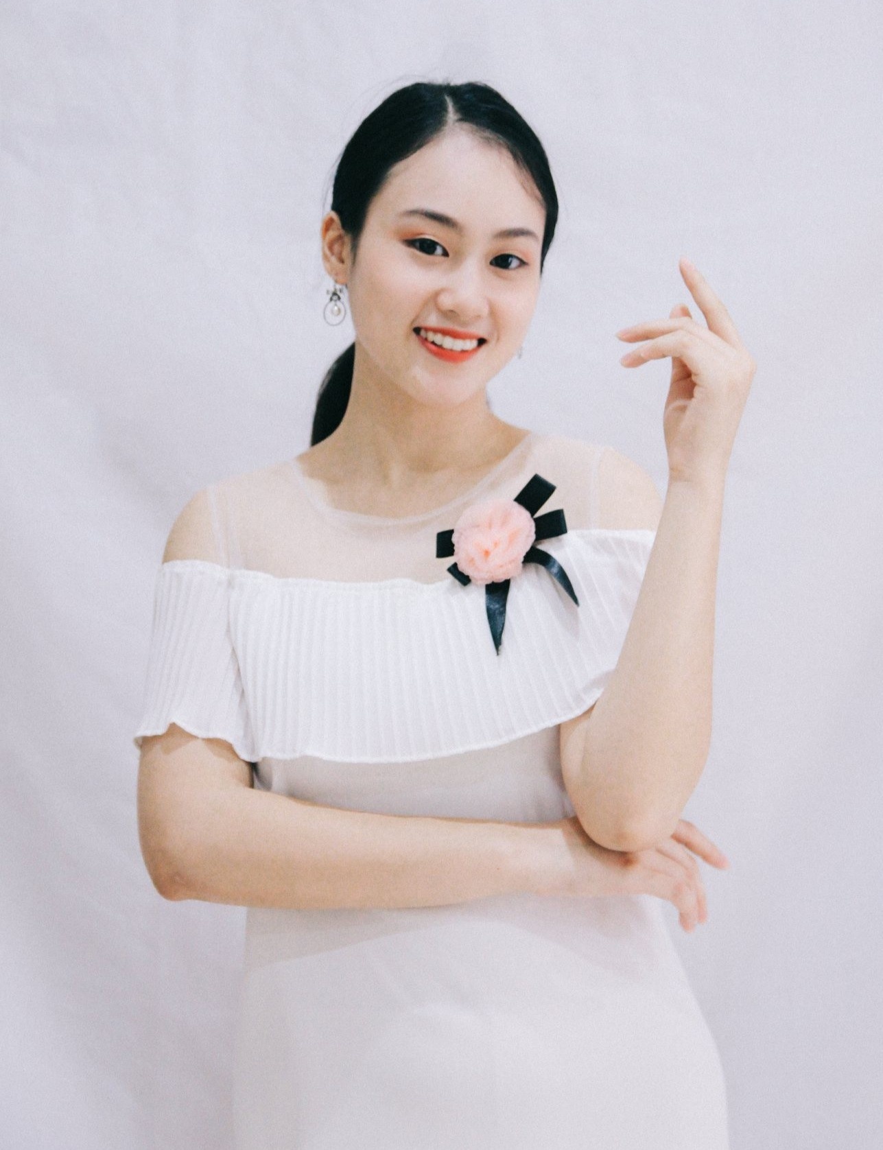 a khoi Ngoai thuong anh 1