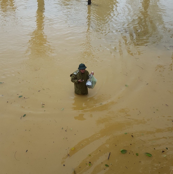 mưa lũ miền Trung ảnh 5 mua lu mien Trung anh 5