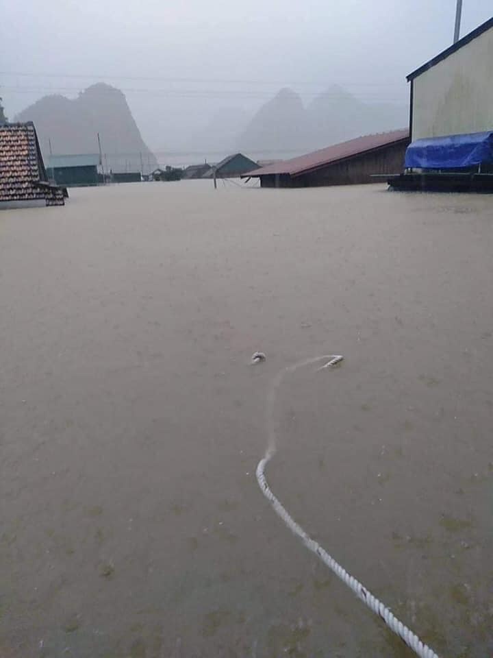 lũ lớn ở miền Trung ảnh 2 lu lon o mien Trung anh 2