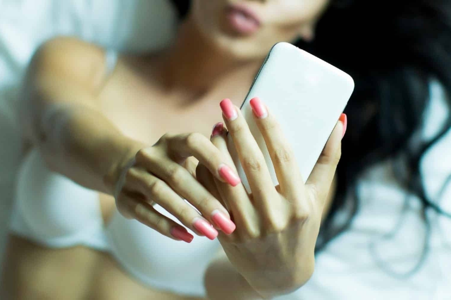 Co gai ban anh nhay cam tren OnlyFans: 'Toi khong the thoat khoi do' hinh anh