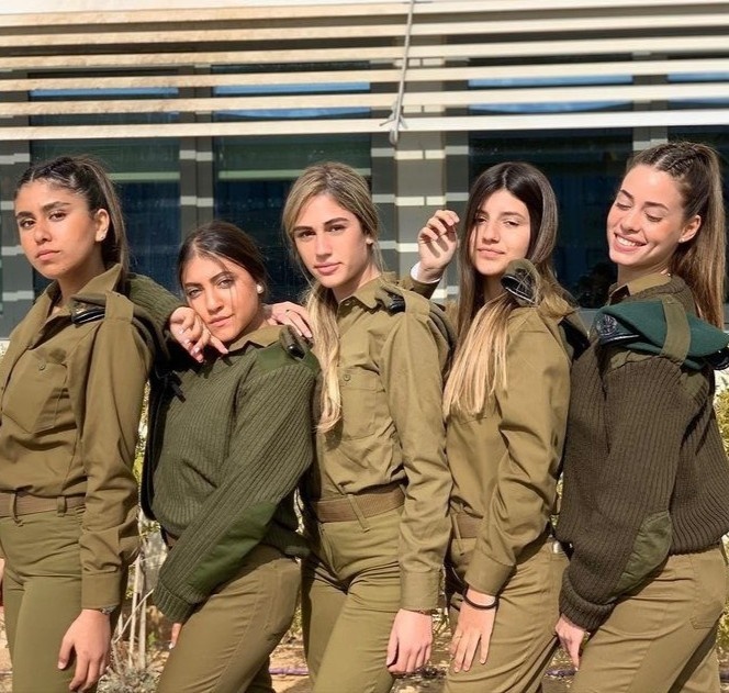 hot girl quân ngũ ảnh 3 hot girl quan ngu anh 3