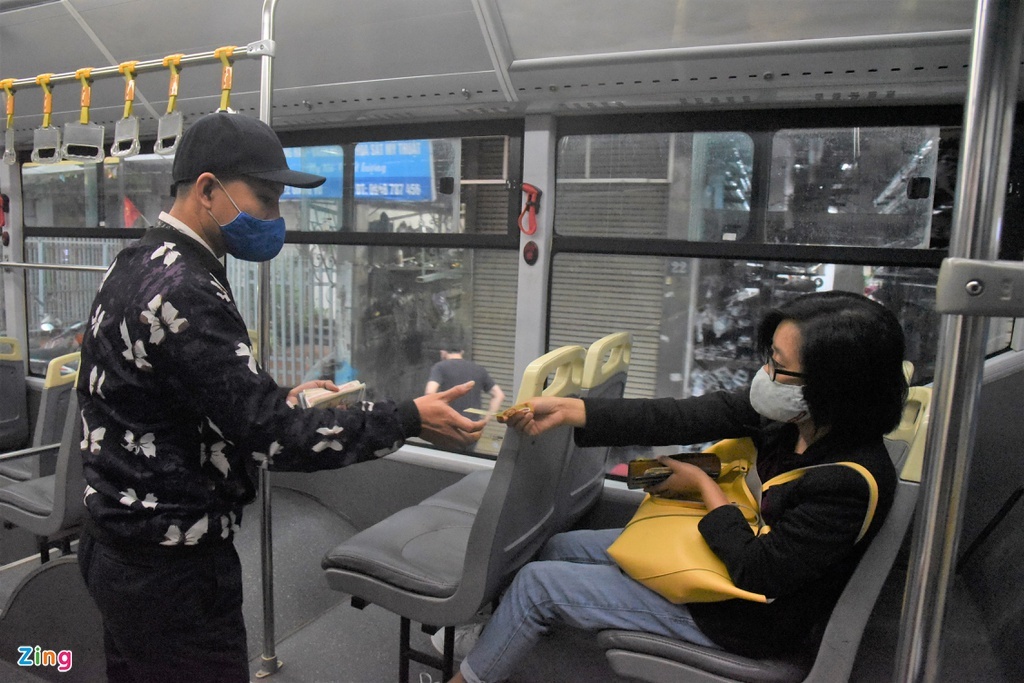 bị sàm sỡ trên xe buýt ảnh 3 bi sam so tren xe buyt anh 3