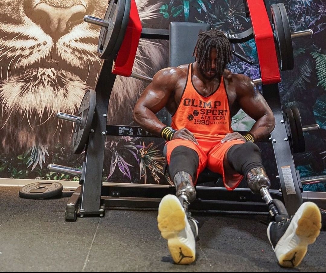 nha vo dich the hinh anh 1