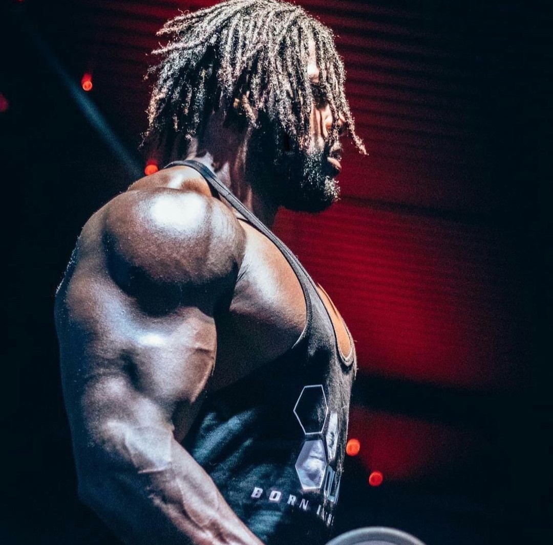 nha vo dich the hinh anh 5