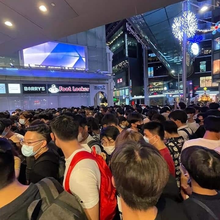 gian cach chong dich anh 1